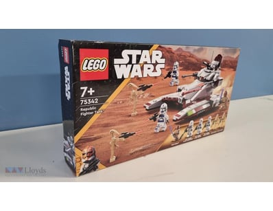 LEGO STAR WARS 75342 REPUBLIC FIGHTER TANK SET

It...