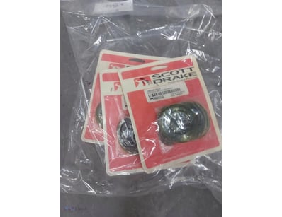 <p><strong>Brake Caliper Rebuild Kits (3 Kits)</st...