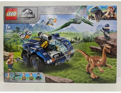 LEGO Jurassic World set 75940 "Gallimimus and Pter...