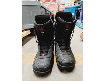 Head Next Edge men's ski boots.
Size: US 12.5

