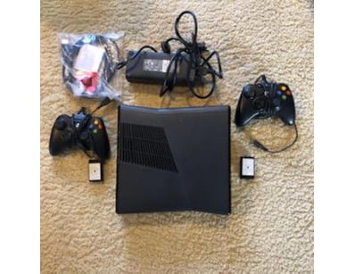 Gadgets, Music & Pastimes (A984) - Lot 302