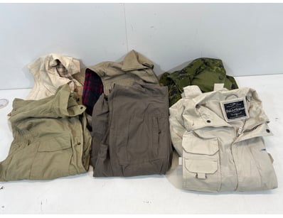 Entire Vintage Clothing Store Liquidation (ON11821) - Lot 9