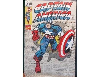 2X  CAPTAIN AMERICA COMIC POSTERS

488526+227

