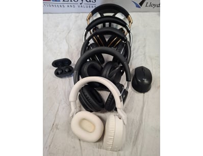 UNRESERVED Airport - Lost Property (A980) - Lot 441