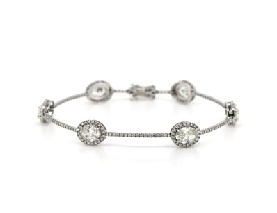 Prestige Jewellery (A977) - Lot 4905
