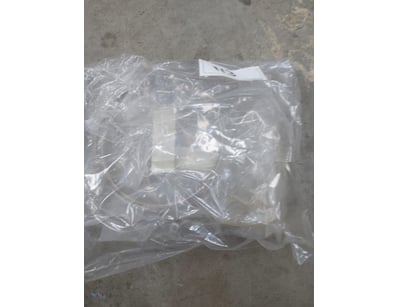 <p><strong>Headlamp Retaining Rings - Pair</strong...
