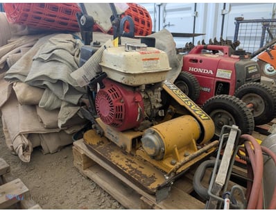 Plate Compactor 

Motor: Honda 
Engine Number: GCB...