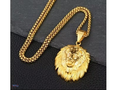GOLD STAINLESS STEEL LIONS HEAD ON BOX CHAIN      ...