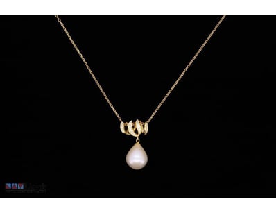 SOUTH SEA PEARL NECKLACE ON 925 SILVER - WITH CERT...