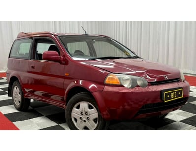 <b>2000 Honda HR-V Wagon - Red - 151,880km - 1.6L ...