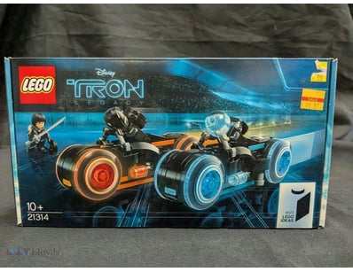 LEGO DISNEY TRON LEGACY SET 21314 - DUAL LIGHT CYC...