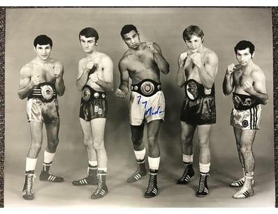 Mancave & Memorabilia (A999) - Lot 712