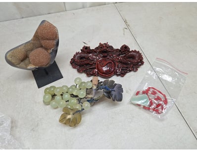 Antiques, Vintage & Interior Treasures (A1005) - Lot 686