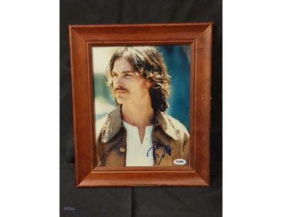 AUTOGRAPHED PHOTOGRAPH OF BILLY CRUDUP.

Item Size...
