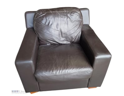 One seater leather couch, burgundy. 

dimensions...