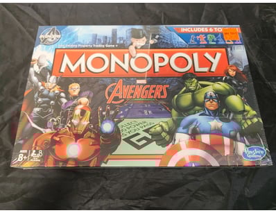 **UNRESERVED** COOKIE'S LIFETIME COLLECTION OF ... - Lot 591