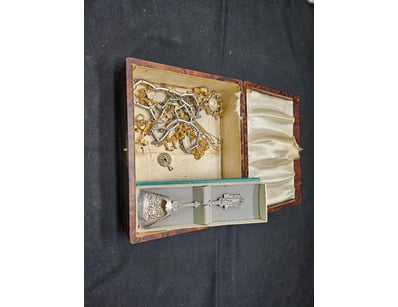 Antiques, Vintage & Interior Treasures (A1008) - Lot 258