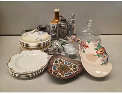 Antiques, Vintage & Interior Treasures (A1005) - Lot 883