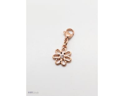 COLLECTION OF ROSE GOLD COLOURED FLOWER BRACELET C...