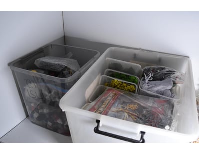 The Curio Collection (A1000) - Lot 2037