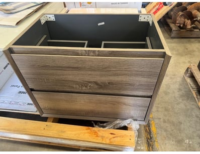 $3M Major Building Supplier - Bathroom & Kitchen... - Lot 12