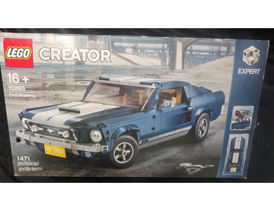 **UNRESERVED** COOKIE'S LIFETIME COLLECTION OF ... - Lot 638