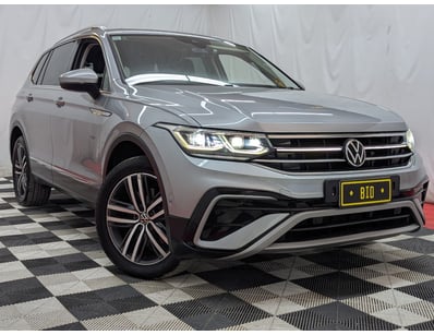 Passenger, Luxury & Commercial Vehicles Auction - Lot 201