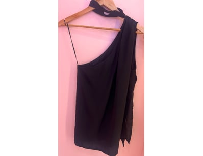 Fashion Retailer Liquidation (ON11611) - Lot 76