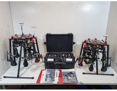 Gadgets, Music & Pastimes (VICA982) - Lot 3040