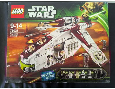 **UNRESERVED** COOKIE'S LIFETIME COLLECTION OF ... - Lot 171