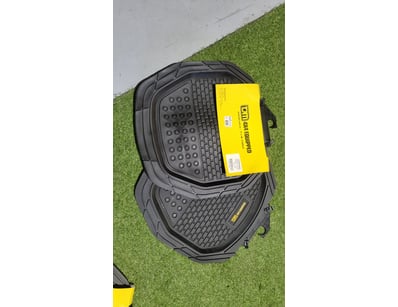 MOSTLY UNRESERVED 4x4 WORKSHOP BUSINESS CLOSURE ... - Lot 30