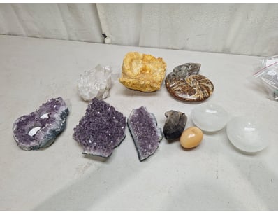 Antiques, Vintage & Interior Treasures (A1006) - Lot 4500