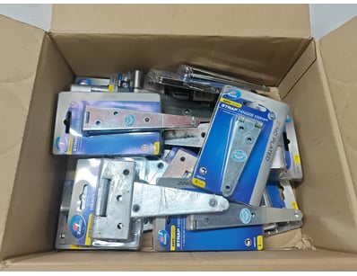 Strap Hinges, bundle of various Strap Hinges

So...