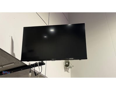 <b>TCL Flat Screen Television with Remote Control<...