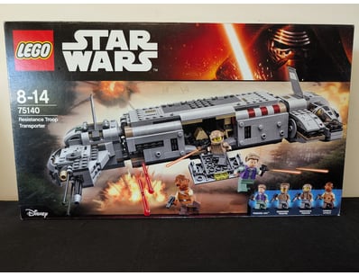 **UNRESERVED** COOKIE'S LIFETIME COLLECTION OF ... - Lot 918