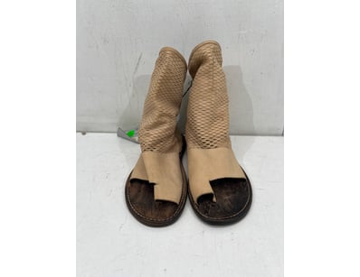 Boutique Clothing Liquidation (ON11818) - Lot 373