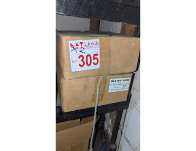 Mostly UNRESERVED POLY TANKs Manufacturer CLOSU... - Lot 305