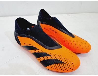 Major Brand Apparel & Footwear Liquidation Even... - Lot 166