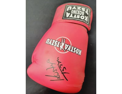 Mancave & Memorabilia (A1005) - Lot 1588