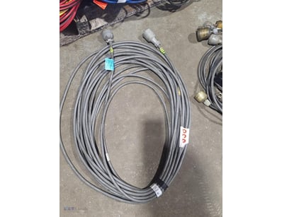 240v Lead, Grey, Cable, Unknown Length

Collecti...