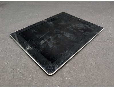 Apple iPad 1st Generation, 16GB model (A1396). 

N...