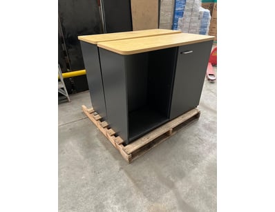 Commercial Furnishings & Kitchen Gear (VICA987) - Lot 1072