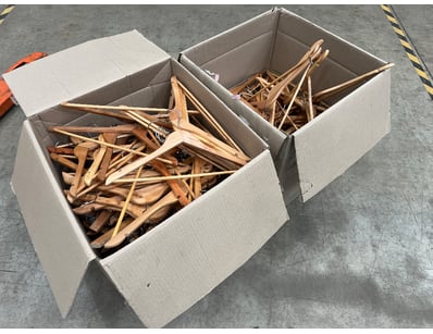 Entire Vintage Clothing Store Liquidation (ON11... - Lot 493