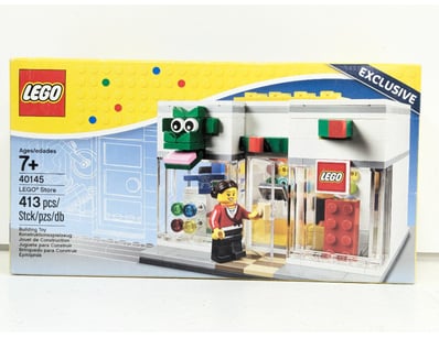 **UNRESERVED** LEGO Set 40145 - LEGO Store Exclusi...