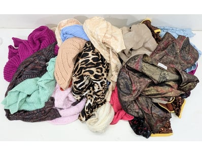 Entire Vintage Clothing Store Liquidation (ON11... - Lot 216