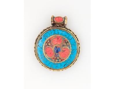 GOLD PLATED BLUE AND RED PENDANT


583010+218
...