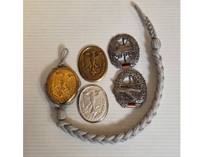 Historic Arms & Militaria (A1009) - Lot 806