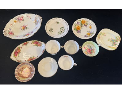 Antiques, Vintage & Interior Treasures (A1006) - Lot 100321