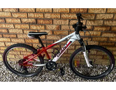 Sport, Leisure & Lifestyle (A988) - Lot 46