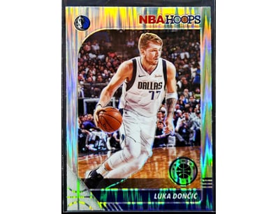 UNRESERVED Trading Cards (A982) - Lot 1055